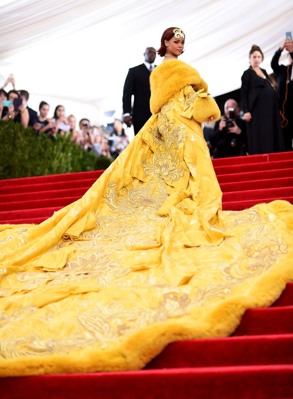 Rihanna Was Terrified People Were Going To 'Laugh' 2015 Met Gala Gown