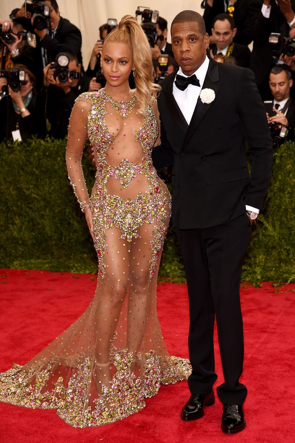 new york, ny   may 04   beyonce and jay z attend the china through the looking glass costume institute benefit gala at the metropolitan museum of art on may 4, 2015 in new york city  photo by dimitrios kambourisgetty images