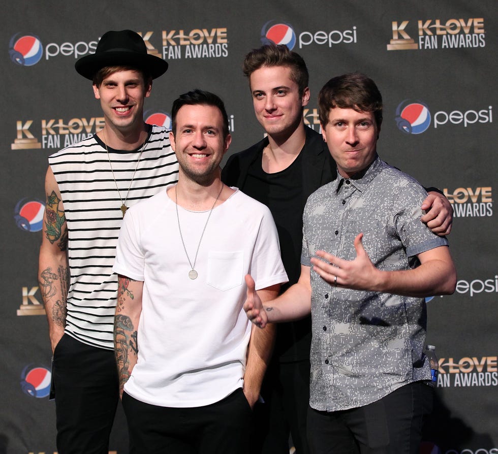 nashville, tn   may 31  jon steingard, david niacaris, micah kuiper, and daniel biro of musical group hawk nelson speak onstage in the press room during the 3rd annual klove fan awards at the grand ole opry house on may 31, 2015 in nashville, tennessee  photo by terry wyattgetty images for klove