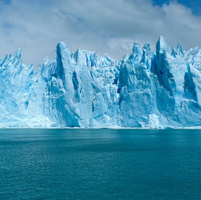 Polar ice cap, Natural landscape, Ice, Iceberg, Glacial lake, Arctic ocean, Sky, Glacier, Ocean, Ice cap, 