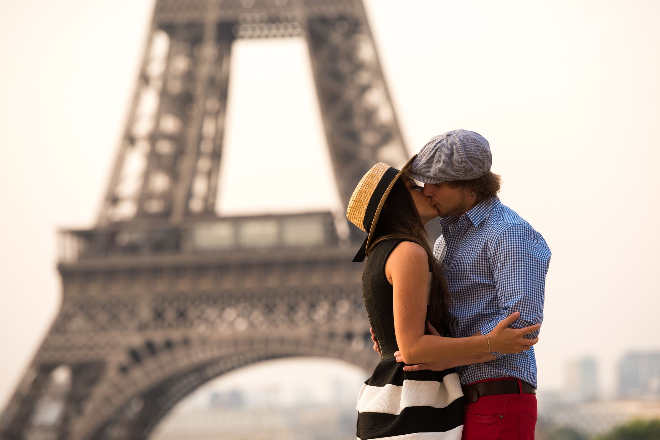 12 Scandalous and Steamy Study-Abroad Cheating Confessions picture