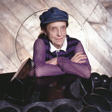 french american artist and sculptor louise bourgeois photographed in her studio in the chelsea, manhattan, 1982 photo by jack mitchellgetty images