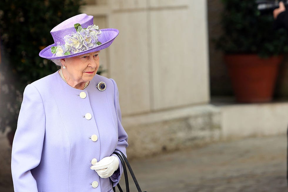 queen consort queen brooch