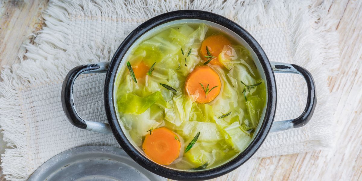 Cabbage soup diet | What is it? And can the cabbage soup help you lose weight?