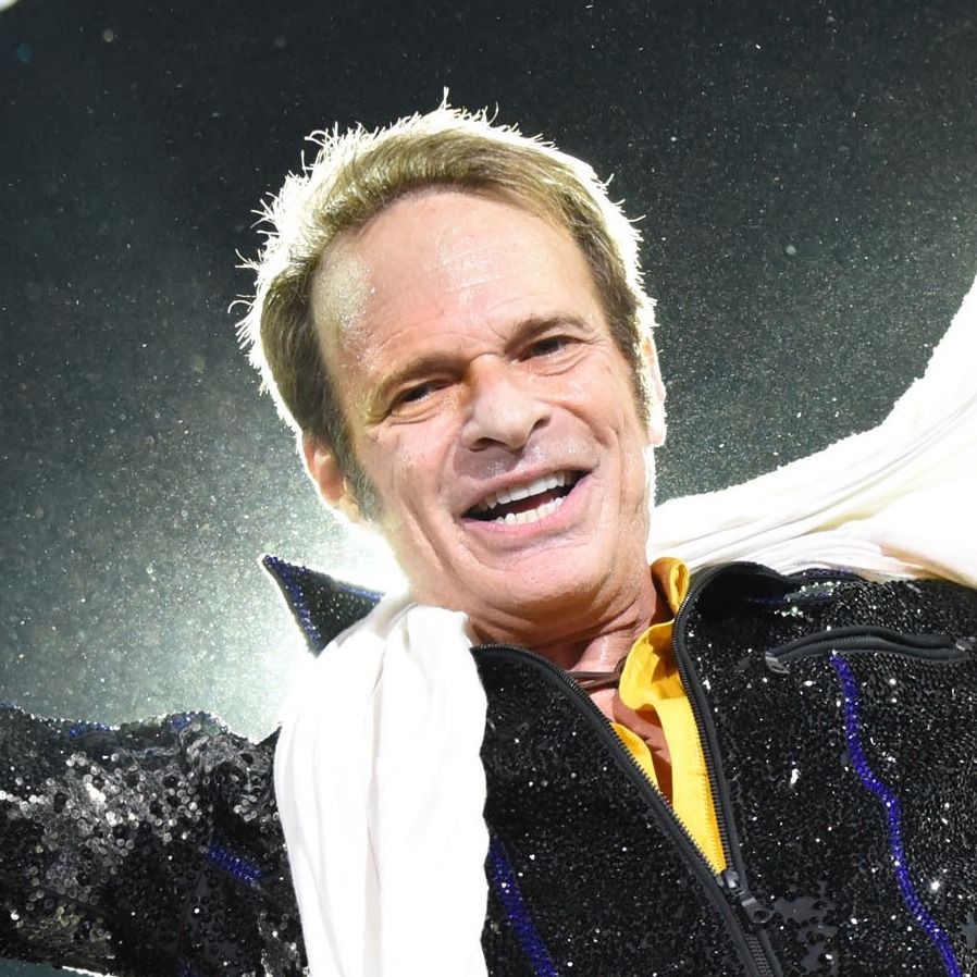 David Lee Roth Says Spandex, '80s Hair Era Was Because Of Van