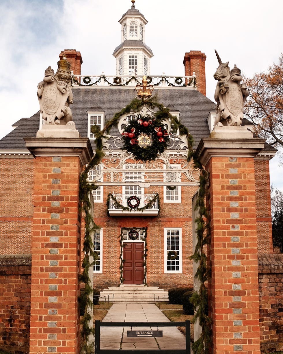 best christmas towns williamsburg