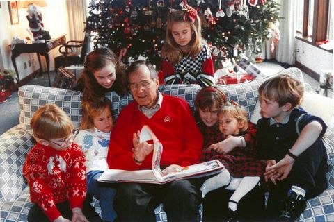 President Bush Reading Christmas Story To Family
