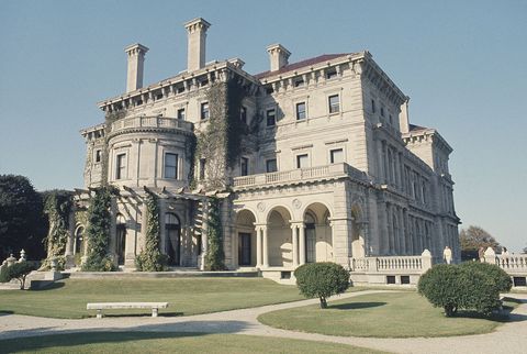 the breakers newport mansion