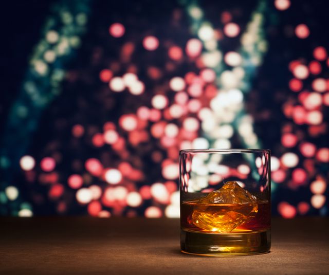 Drink, Liqueur, Alcoholic beverage, Distilled beverage, Old fashioned glass, Whisky, Alcohol, Still life photography, Glass, Still life, 