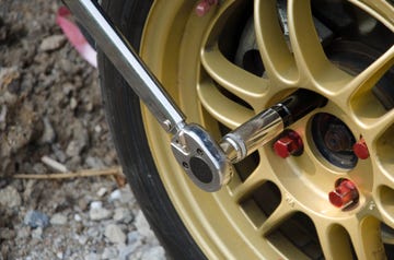 using a torque wrench