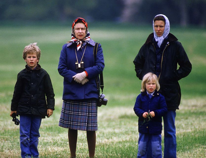 windsor   may 11  princess anne with her children peter and zara and queen elizabeth ii at the windsor horse show on may 11, 1985 in windsor, berkshire, england photo by david levensongetty images