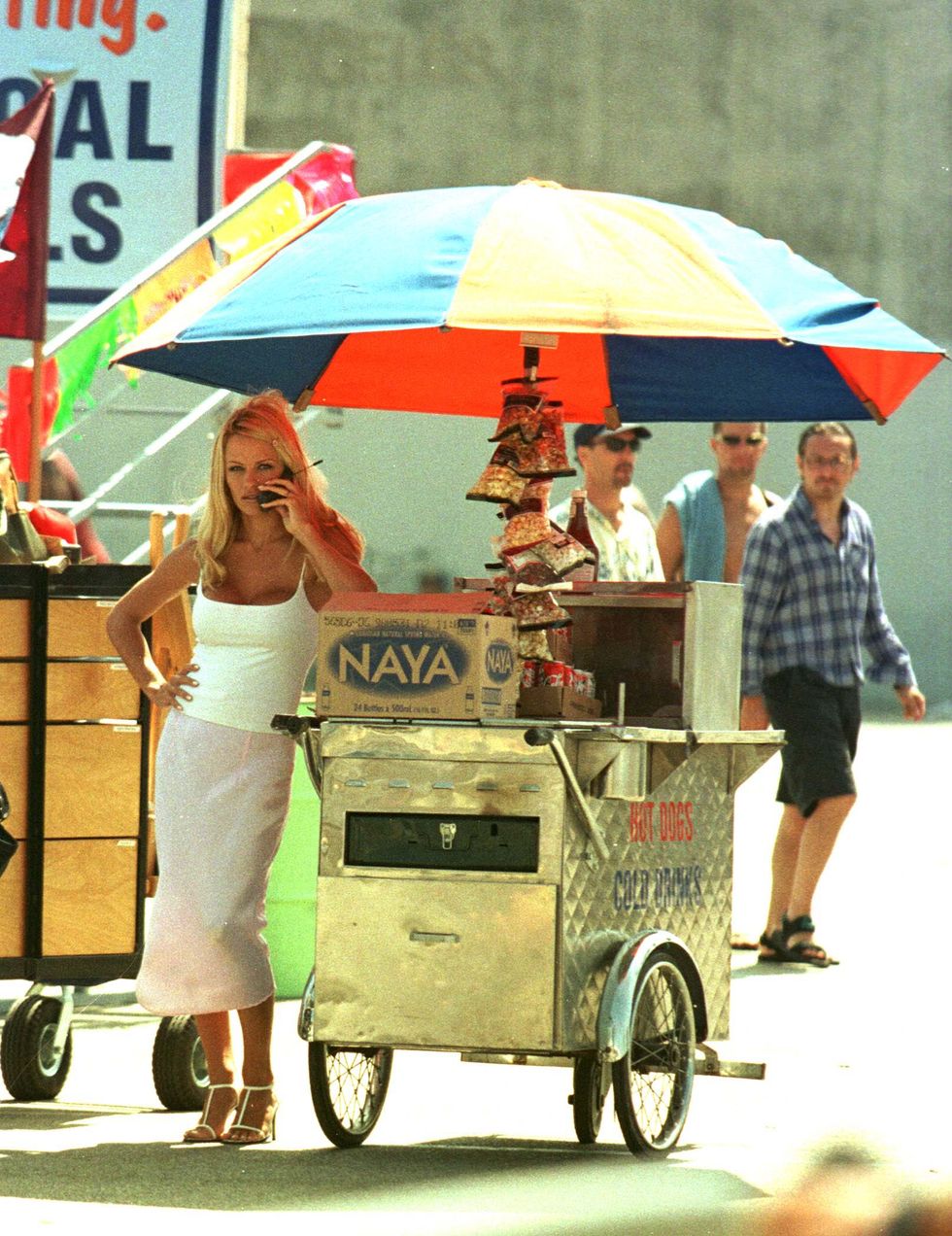 898 venice, calif pamela anderson on the set of her tv show vip she is see here holdingher young son brandon photo by james aylottgetty images