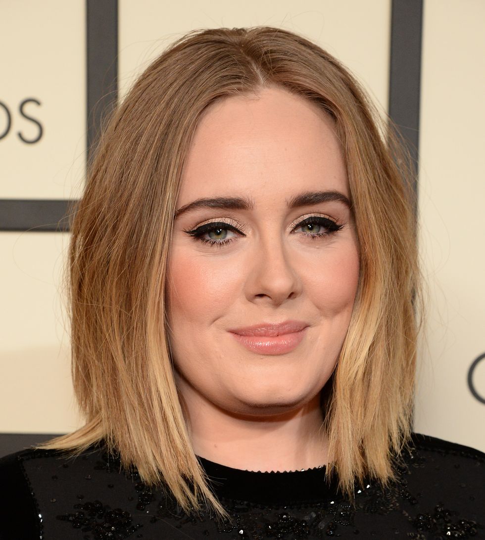 adele arrives at the 58th grammy awards