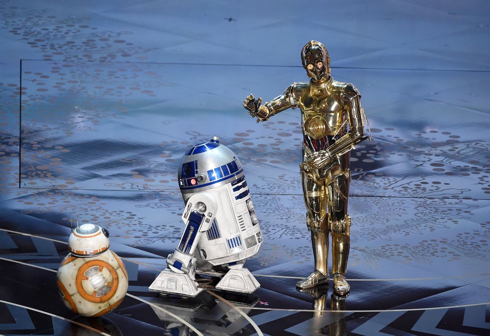 C-3po, R2-d2, Games, Reflection, Competition event, Fictional character, Vehicle, 