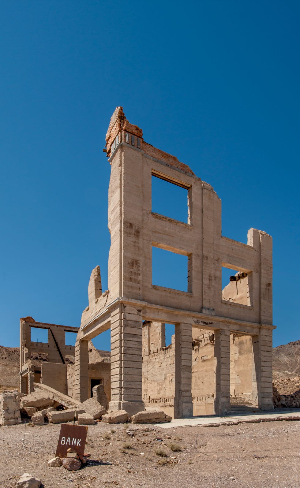 Ancient history, Ruins, Architecture, Historic site, Building, History, House, Landscape, Rock, Archaeological site, Ancient history, Ruins, Architecture, Historic site, Building, History, House, Landscape, Rock, Archaeological site,