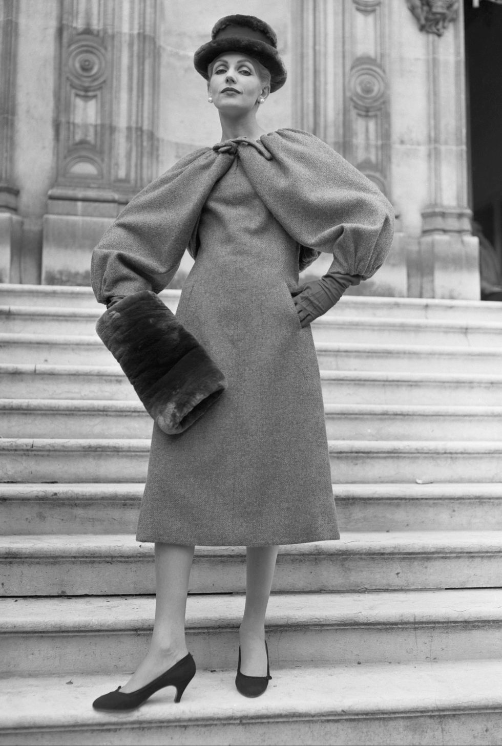 奧黛麗赫本摯友，時尚設計師Hubert de Givenchy 紀梵希先生50年代的服裝作品