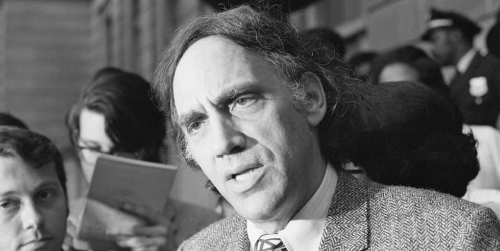original caption 1970  picture shows famed lawyer, william kunstler, attorney for the chicago seven, speaking outside to the press