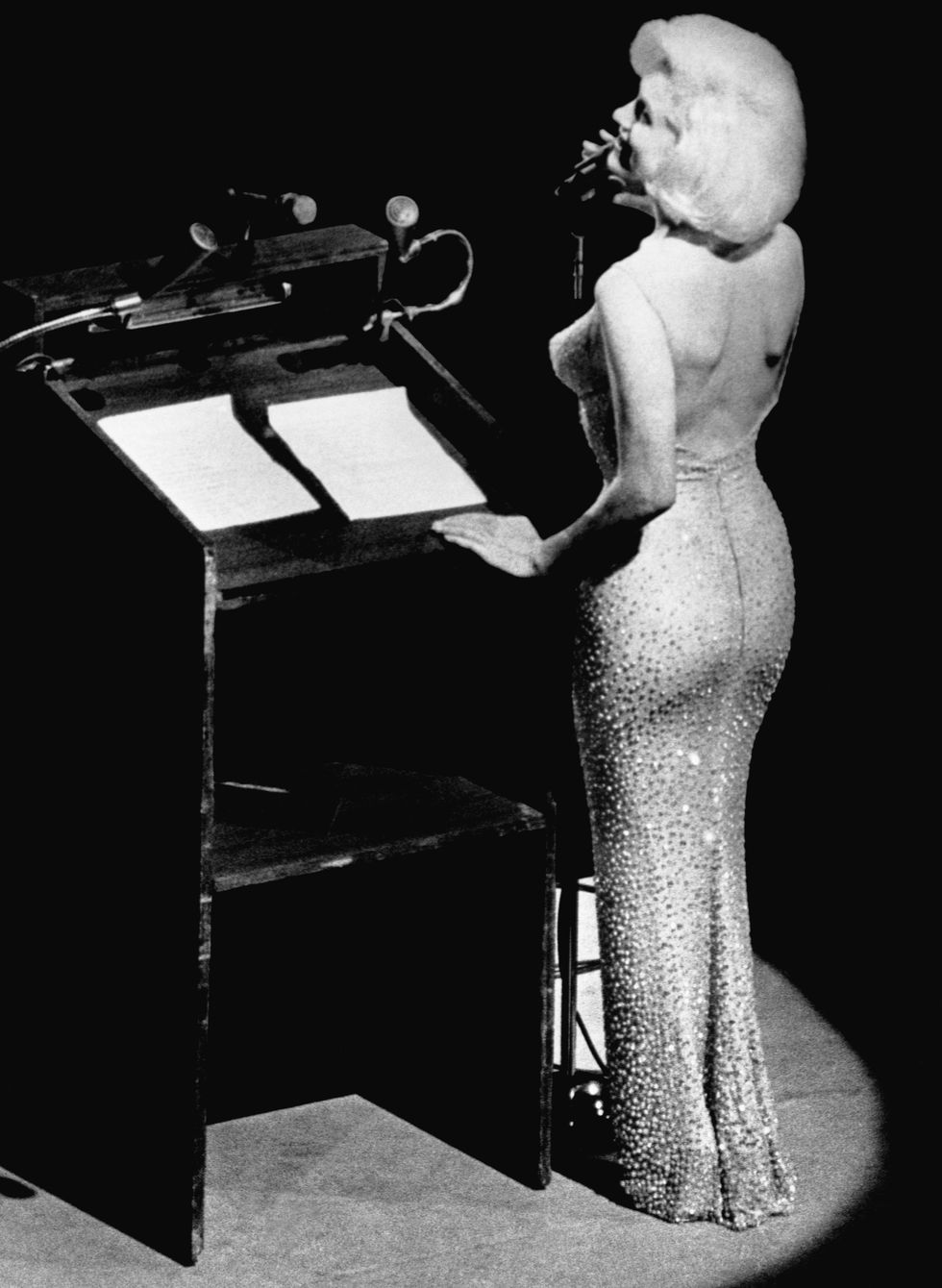 actress marilyn monroe sings happy birthday to president john f kennedy at madison square garden, for his upcoming 45th birthday