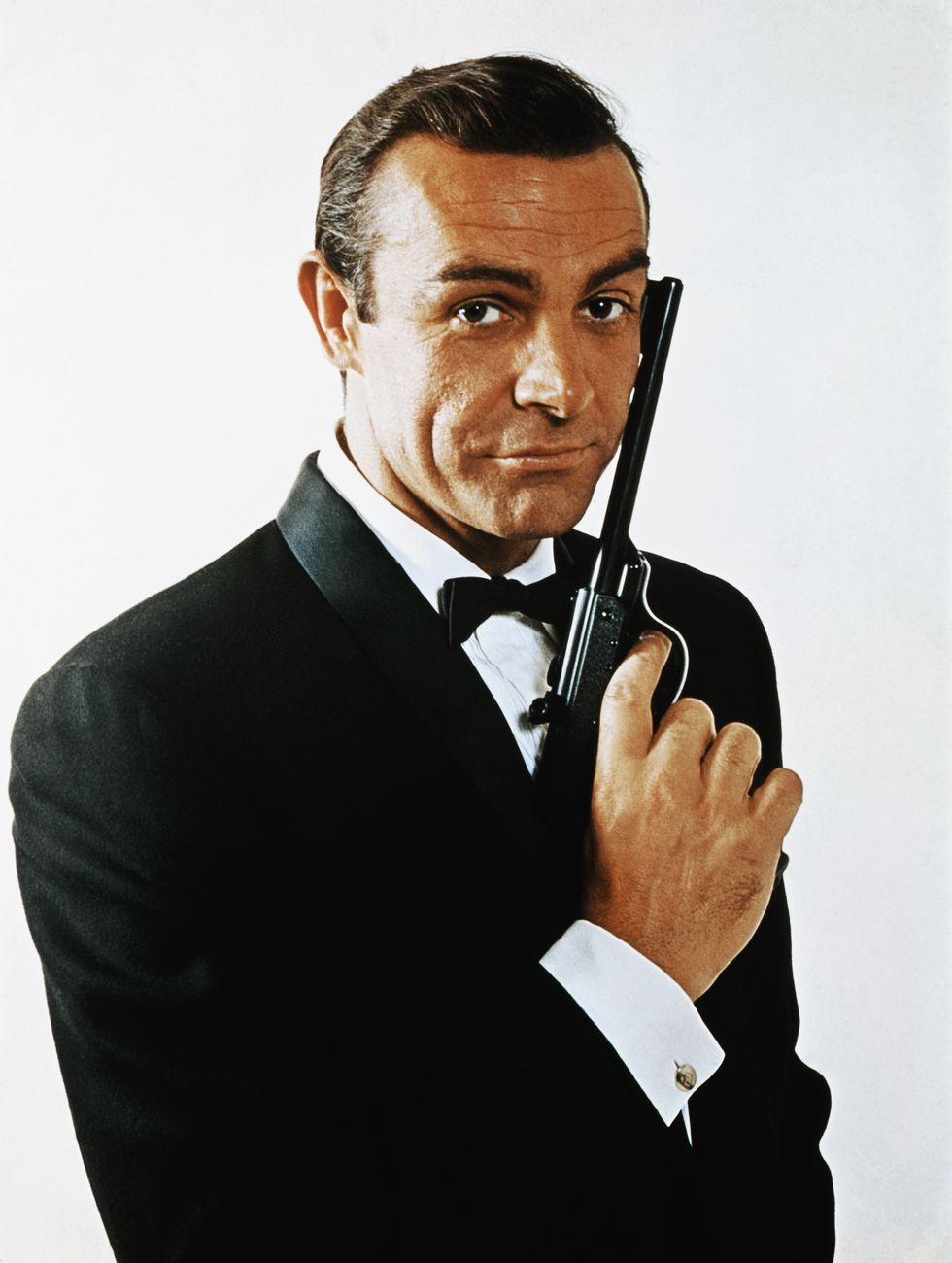 ショーン・コネリーは永遠に、「007」を現実にもたらした男の“粋ざま”を証明する30枚の写真｜エスクァイア日本版