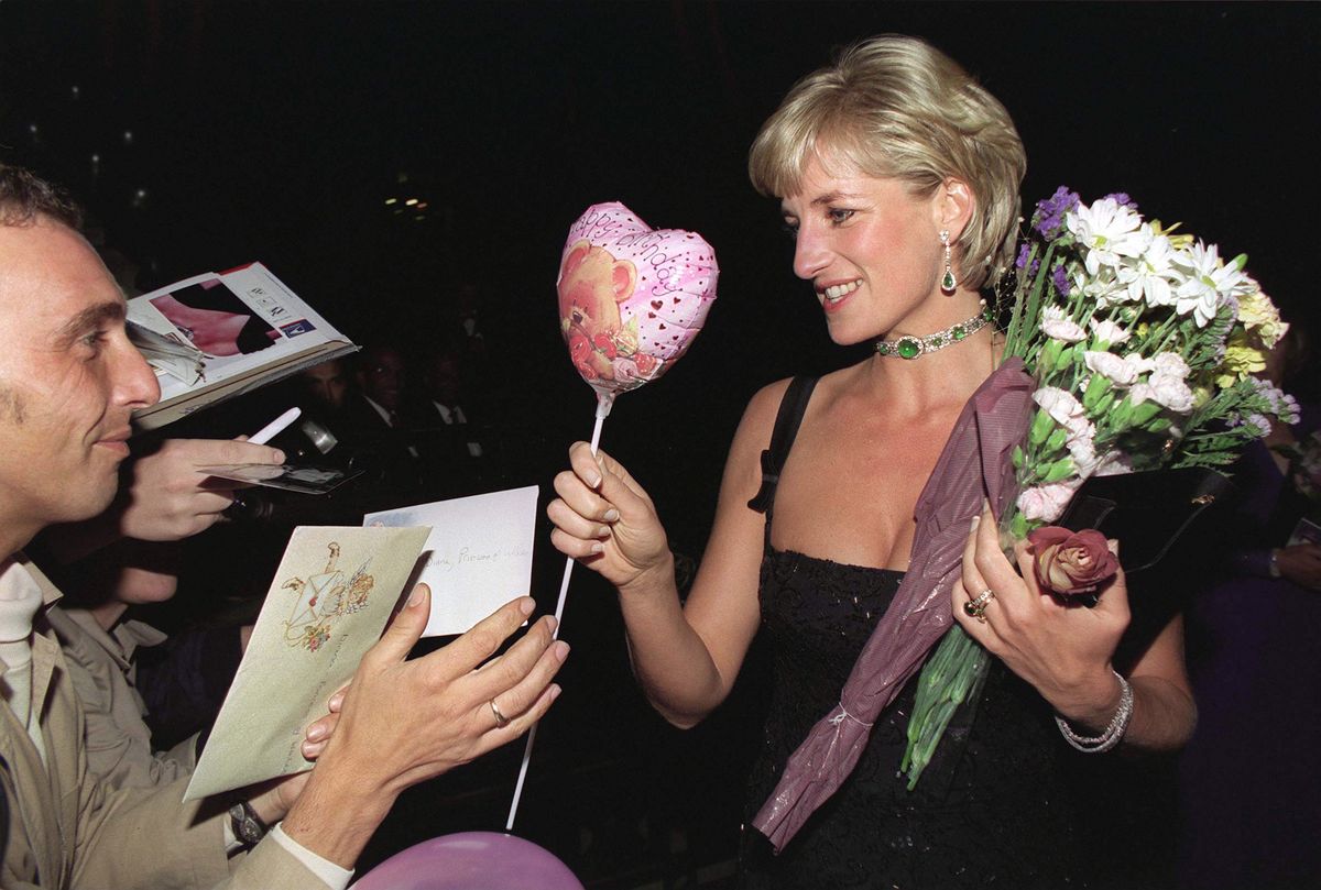 london, united kingdom   july 01  cards and balloons for diana, princess of wales at the tate gallery on her 36th birthday on 1st july 1997 for a gala to celebrate the tates 100th birthday she is wearing a black evening dress by  jacques azagury  photo by tim graham photo library via getty images