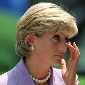 washington, united states june 17 diana, princess of wales, making an anti landmines speech at the red cross headquarters in washington photo by tim grahamgetty images