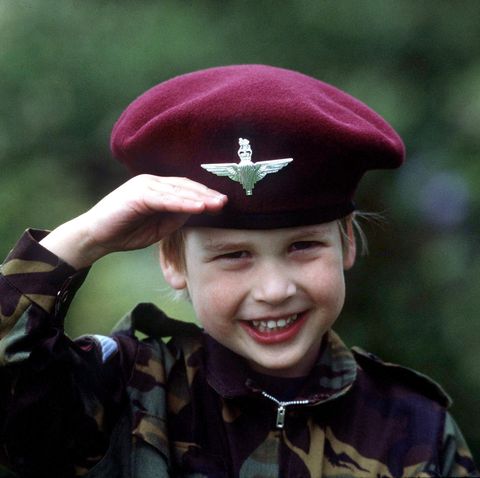 tetbury, united kingdom   july 18  prince william in parachute regiment uniform in the gardens of his home highgrove house saluting  photo by tim graham photo library via getty images