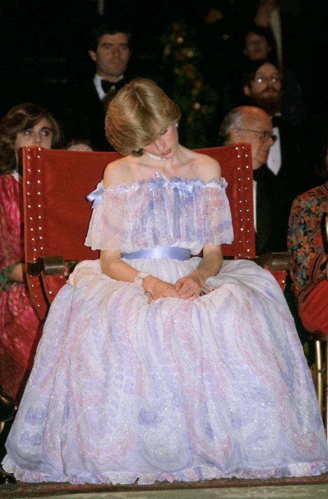 princess diana iconic fashion moments