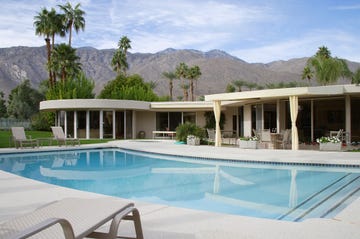 architectural house styles, canyon country club house