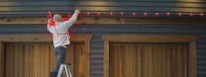 How to Hang Outdoor Christmas Lights