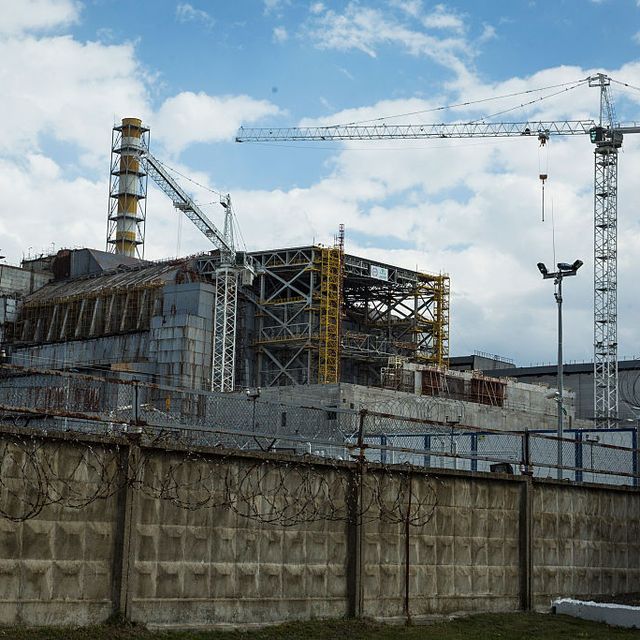 30th anniversary of the Chernobyl accident, construction of the New Safe Confinement structure