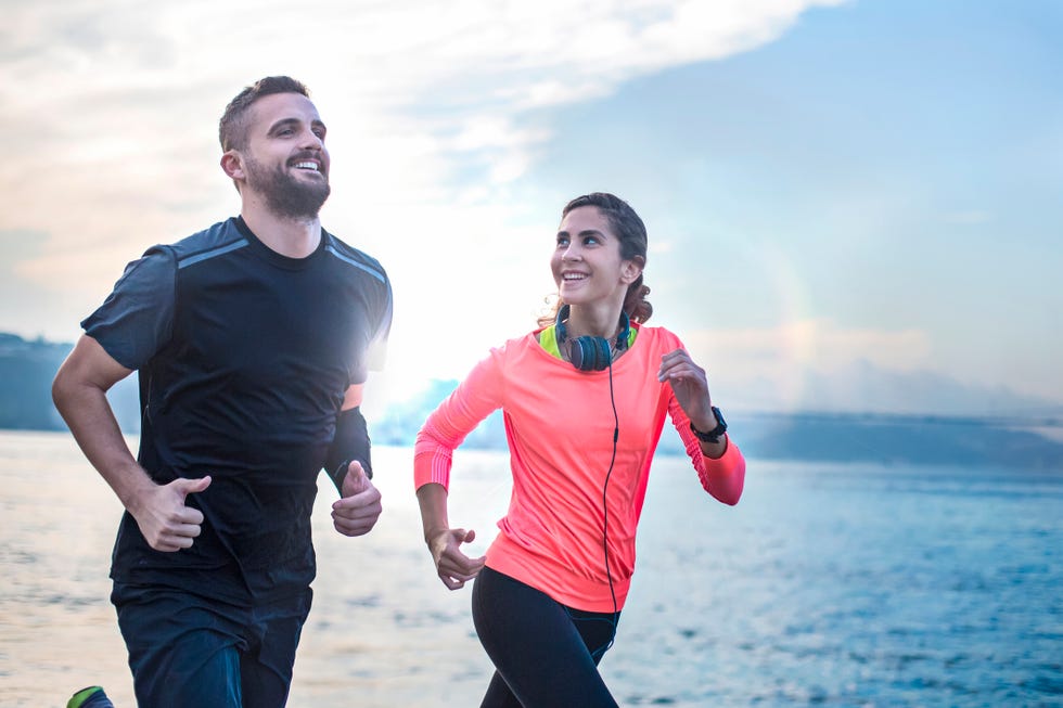 couple running in istanbul early in the morning