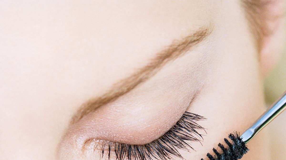 preview for The 10 Best Eyelash Growth Serums On the Market