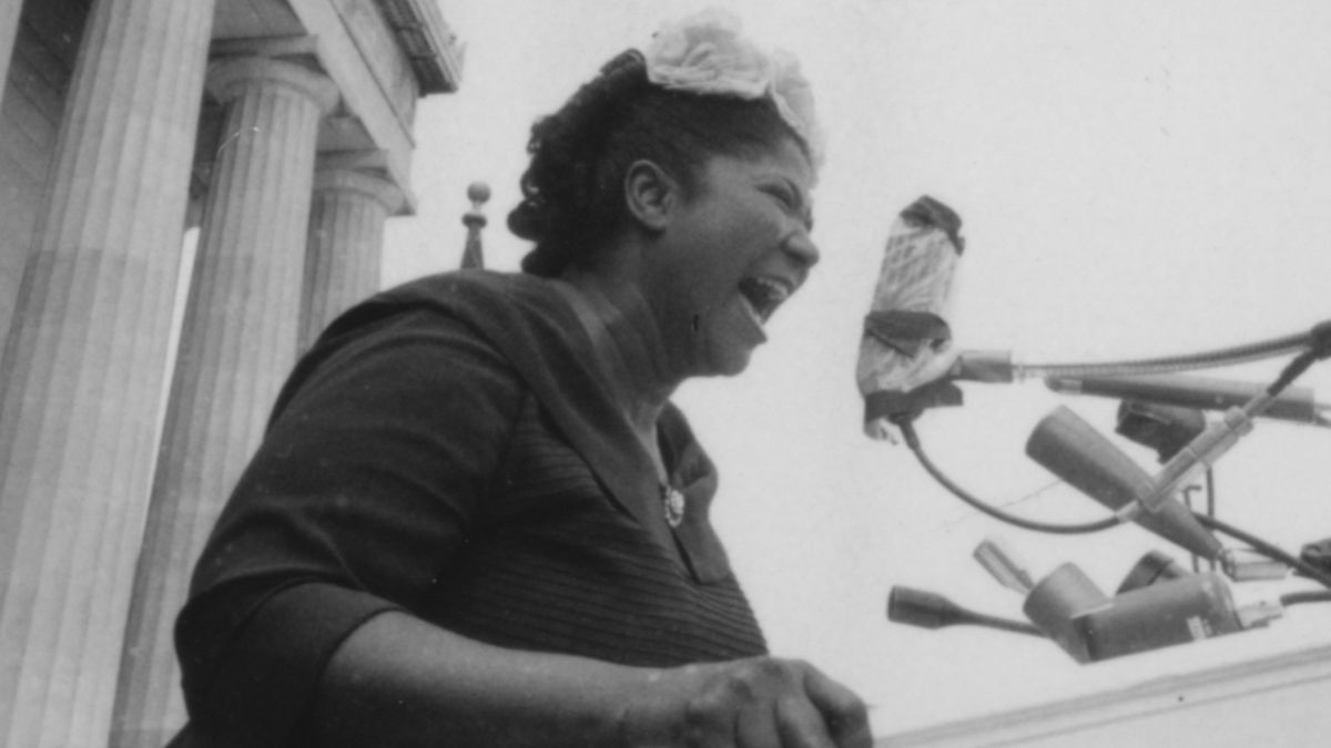 Mahalia Jackson singing at the Lincoln Memorial during 'Prayer Pilgrimage for Freedom' in Washington, D.C. in 1957