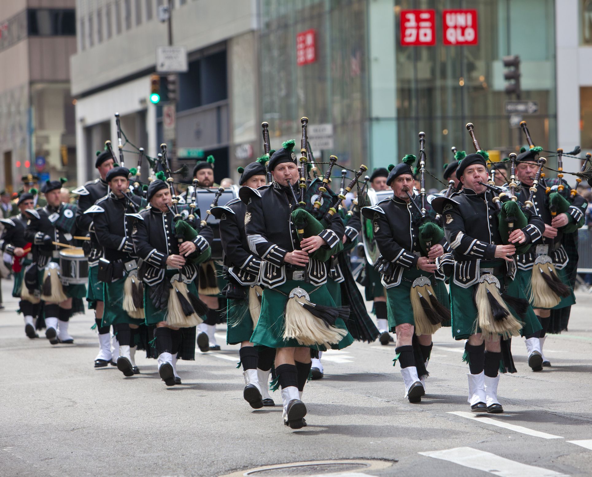 St. Patrick's Day in NYC 2021 - Best NYC Irish Bars, Parades