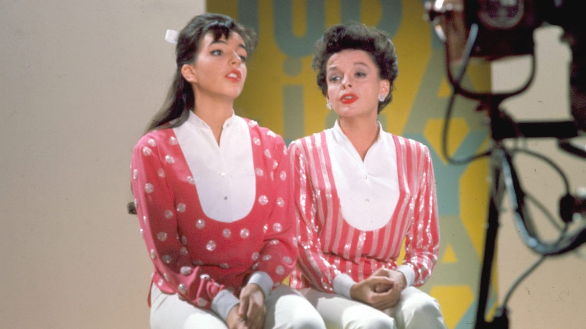 Liza Minnelli and Judy Garland