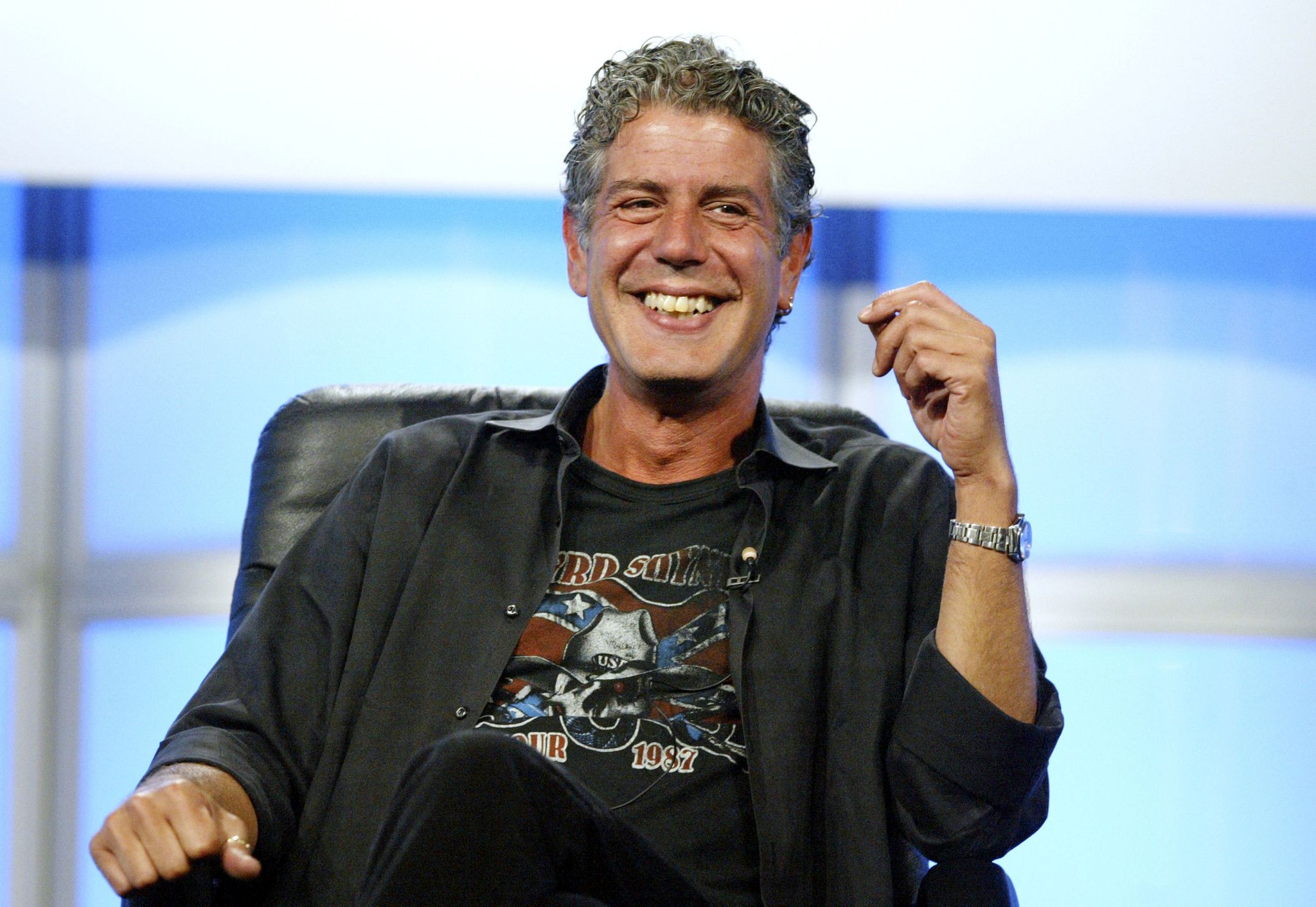 beverly hills, ca   july 16 host anthony bourdain attends the panel discussion for anthony bourdain no reservations during the discovery networks travel channel presentation at the 2005 television critics association summer press tour at the beverly hilton hotel on july 16, 2005 in beverly hills, california photo by frederick m browngetty images