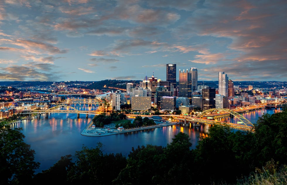 Cityscape, City, Metropolitan area, Sky, Urban area, Skyline, Reflection, Human settlement, Metropolis, Water, Cityscape, City, Metropolitan area, Sky, Urban area, Skyline, Reflection, Human settlement, Metropolis, Water,