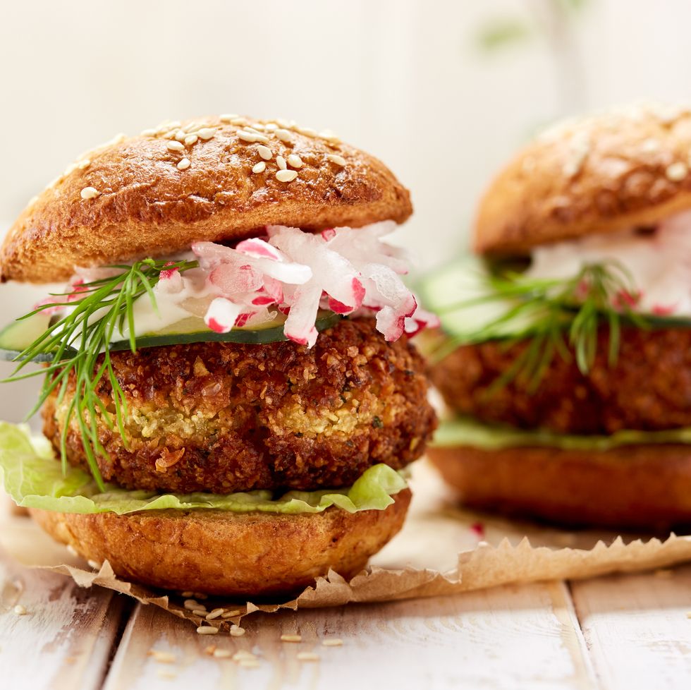 10 Best Plant-Based Burgers - Veggie Burgers That Taste Good
