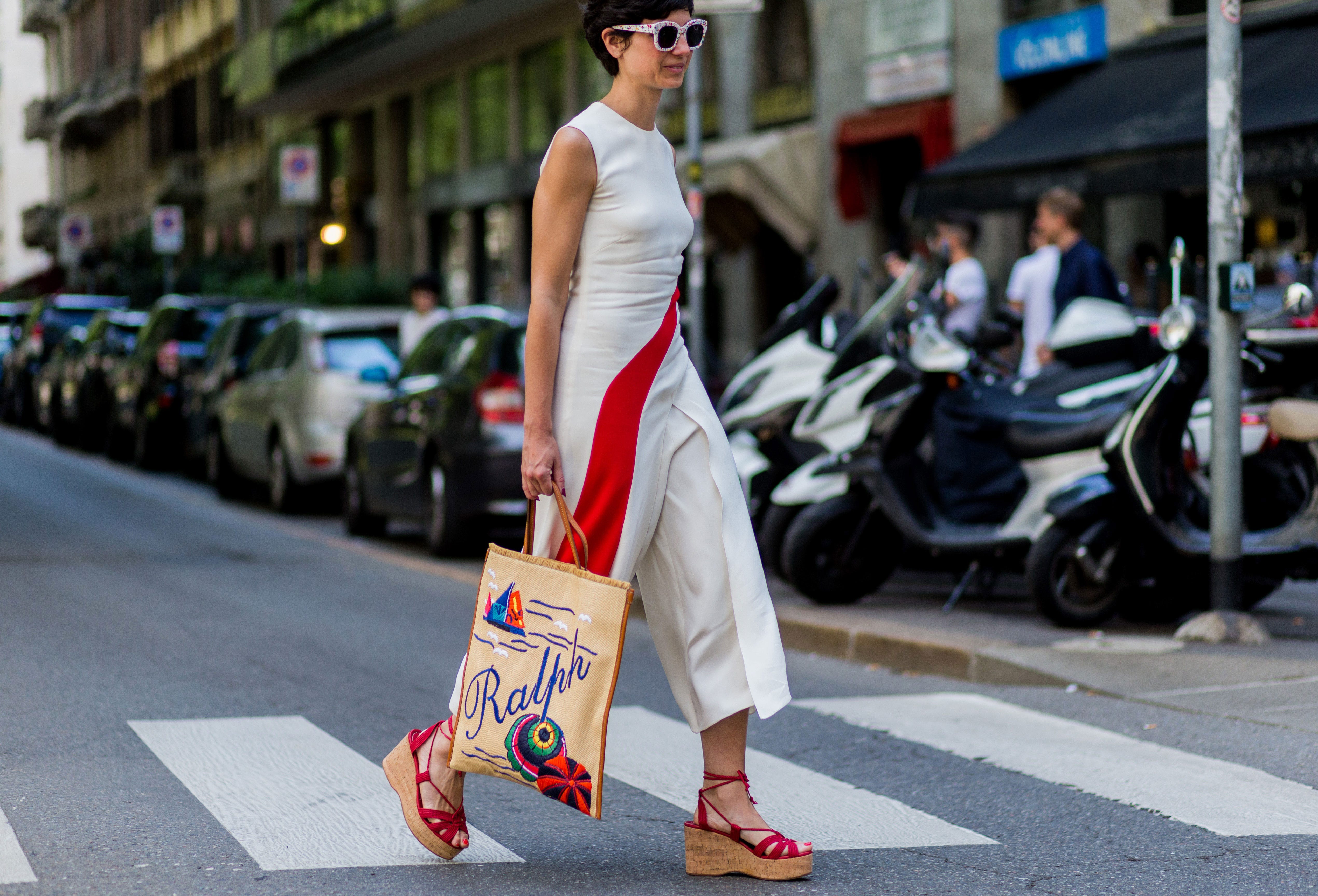 16 Comfortable Wedge Sandals for Walking Miles This Summer