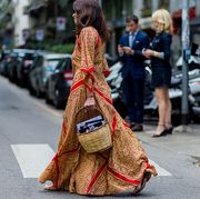 vestido boho en el street style de milán