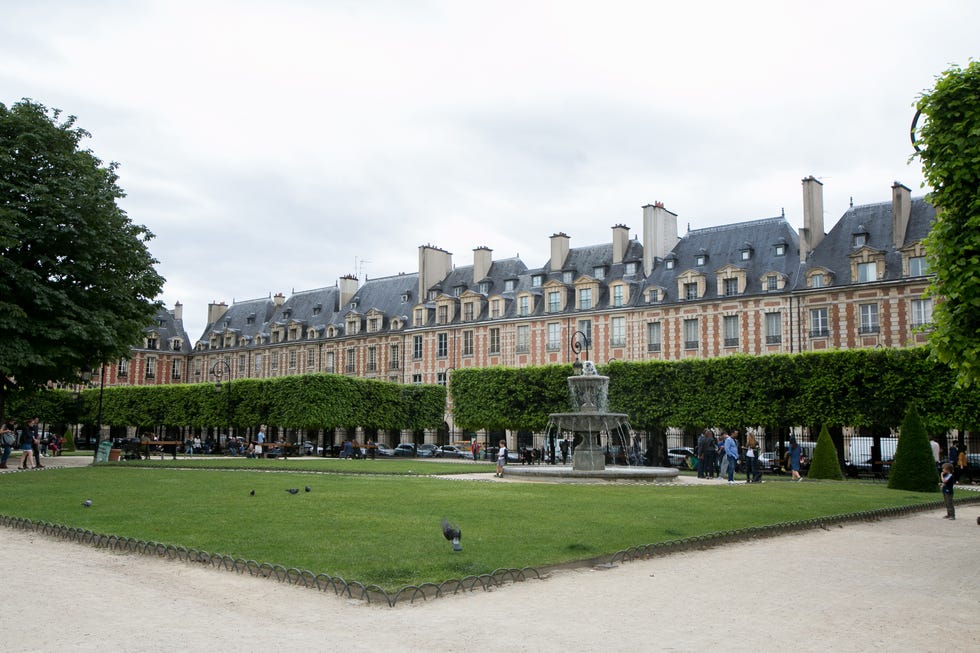 Paris, France July 3 A general view of the Place des Vosges in the Le Marais district on July 3, 2016 in Paris, France Photo by Marc Piaseckigc images