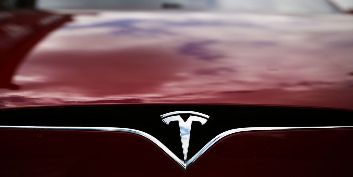 Investigation Continues Into Tesla Driver's Death While In Autopilot Mode