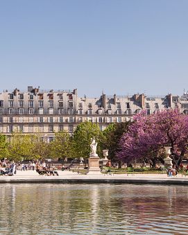 famous places to see in paris
