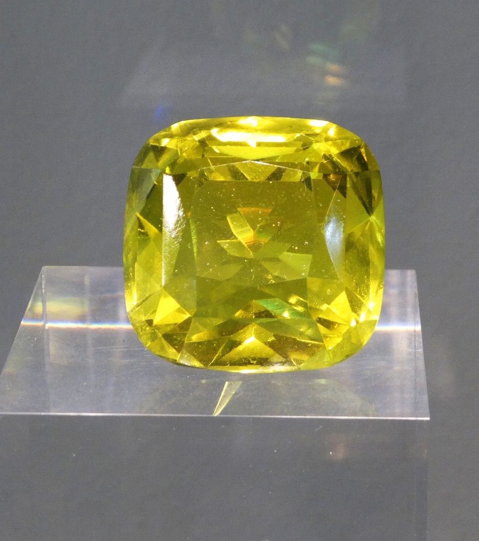 tiffany yellow diamond is one of the largest yellow diamonds ever discovered its carat weight is 28742 carats 57484 g in the rough when discovered in 1878 in the kimberley mine in south africa dated 2014 photo by universal history archiveuniversal images group via getty images