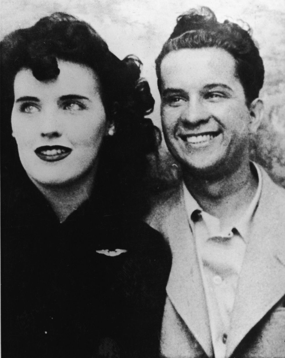 Elizabeth Short, known as "The Black Dahlia,' and an unidentified man, mid-1940s