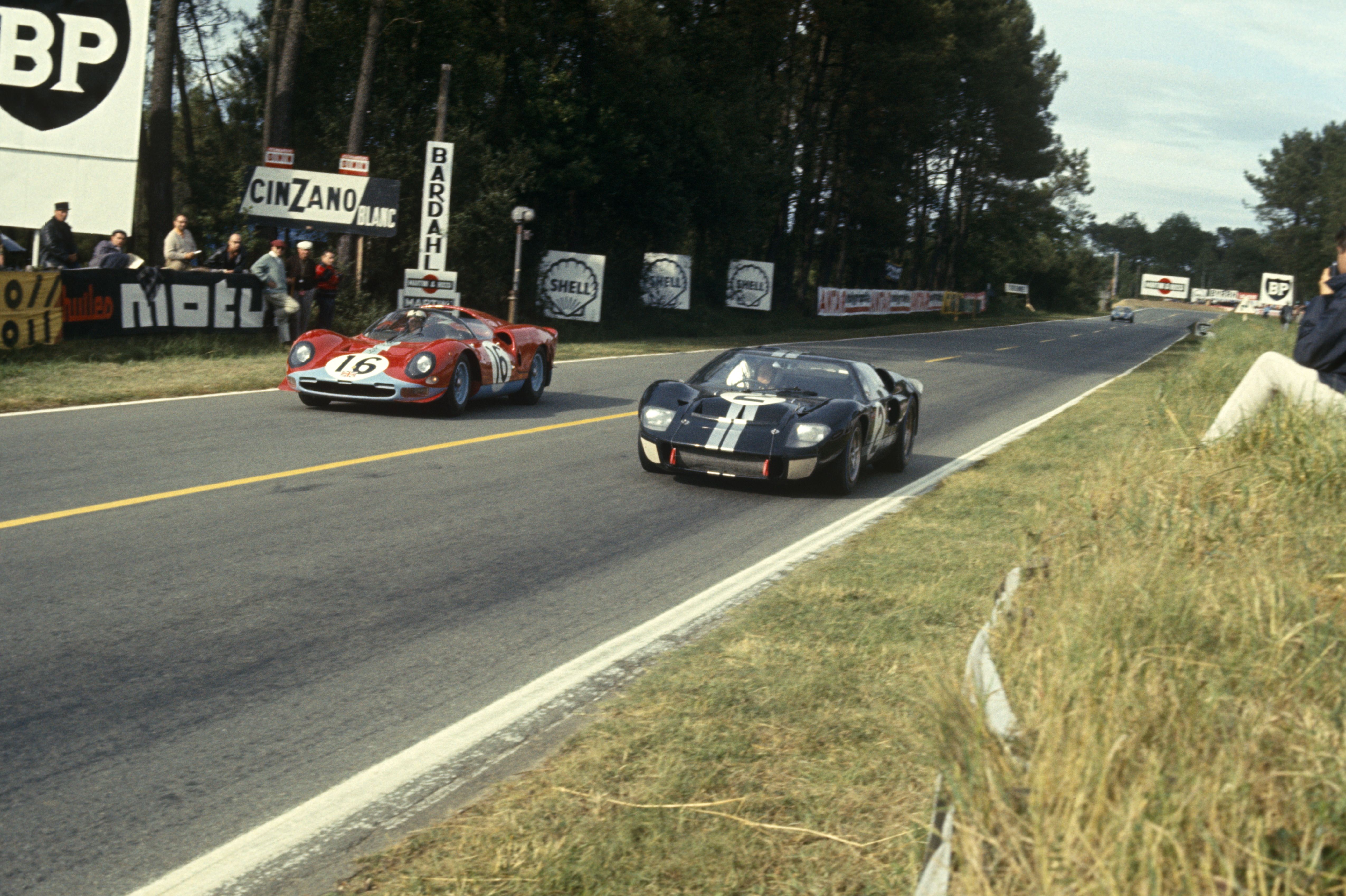 How Ford's GT40 beat Ferrari and became a Le Mans legend, British GQ