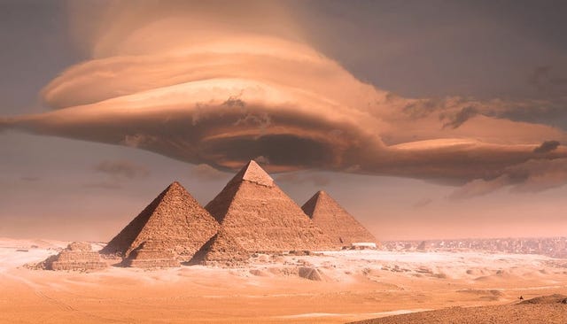 isaac newton believed the pyramids revealed the timing of the apocalypse