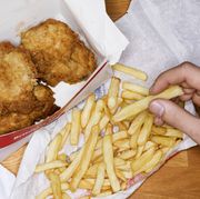 men eating fast food, fries chicken and fries heart health
