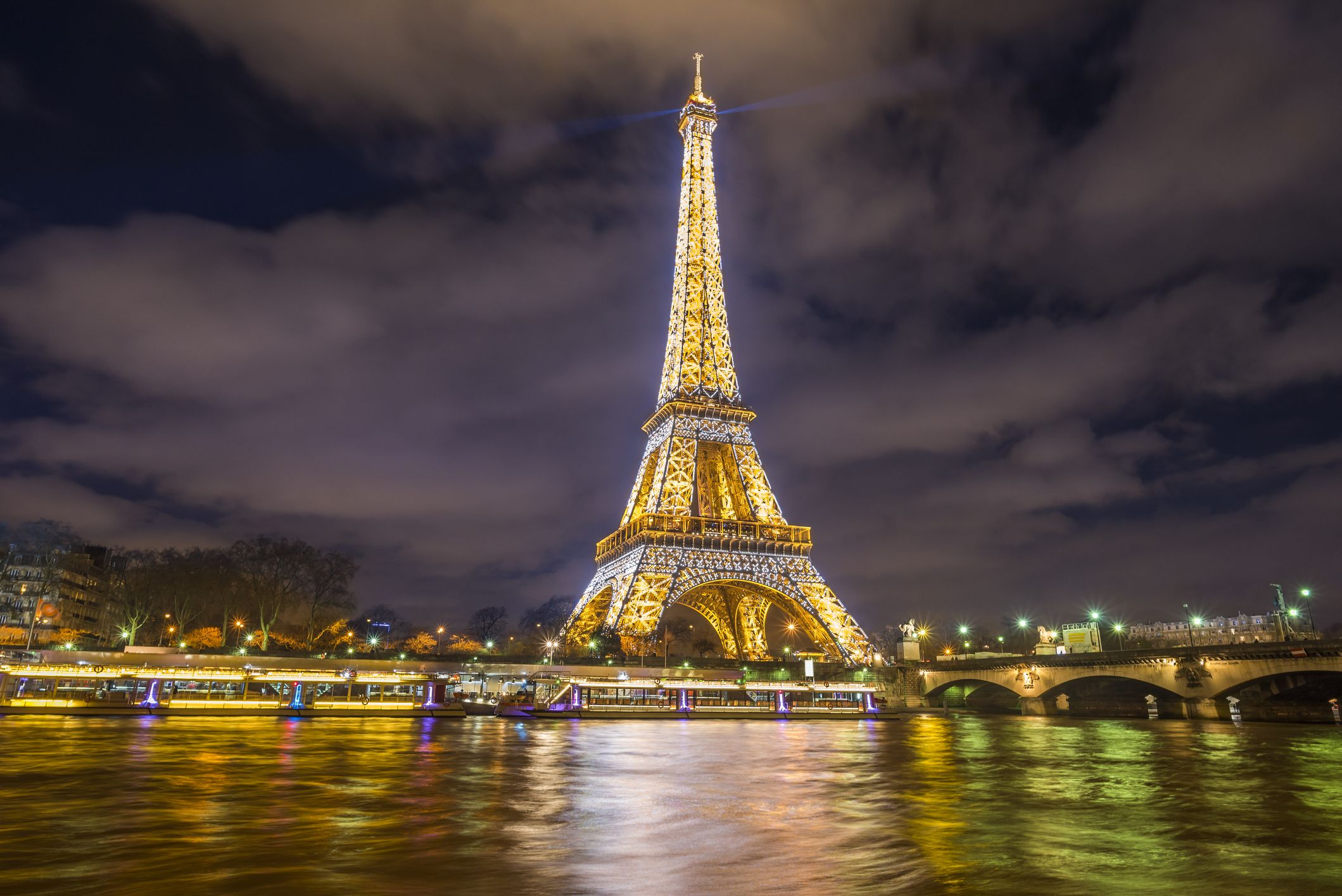 Lights the Tower for Sale - How to Buy a Lightbulb from the Eiffel Tower