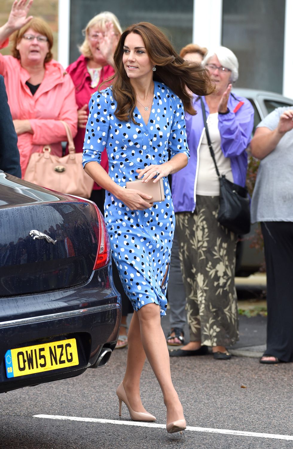 Kate Middleton, 凱特王妃, 圓點裝, 梅根, 洋裝, 王妃穿搭, 皇室穿搭, 穿搭
